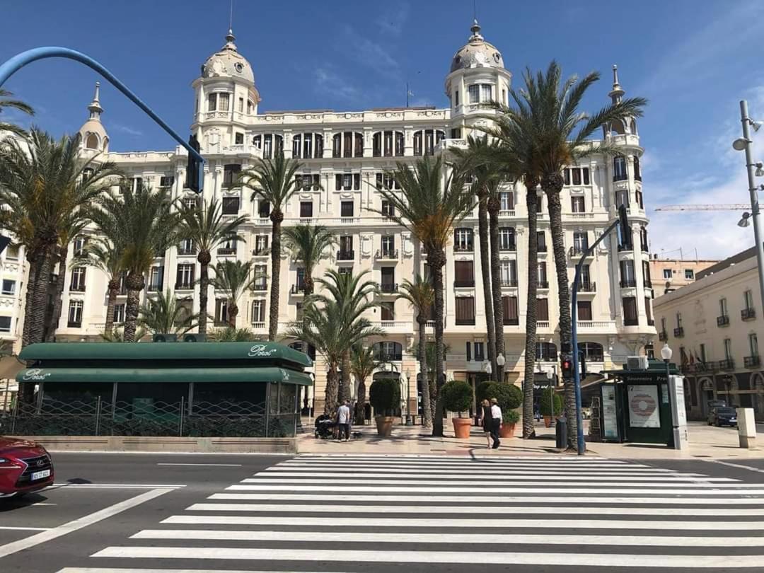 Apartamento Casaturis En El Corazon De Alicante A118 Kültér fotó